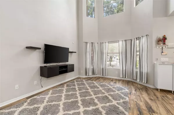 Gainesville, FL 32607,346 NW 50 BLVD #346