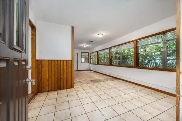 Gainesville, FL 32609,4156 NW 10TH ST