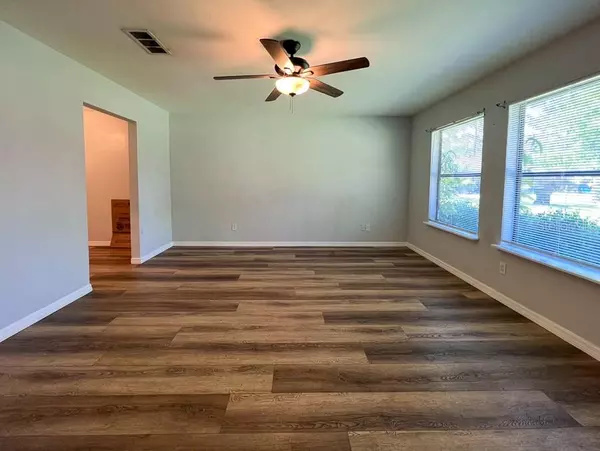 Gainesville, FL 32653,5821 NW 23RD TER #2