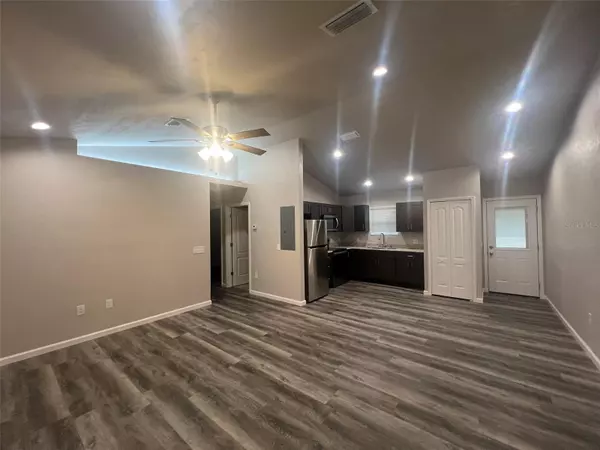 High Springs, FL 32643,18648 NW 246TH ST #1