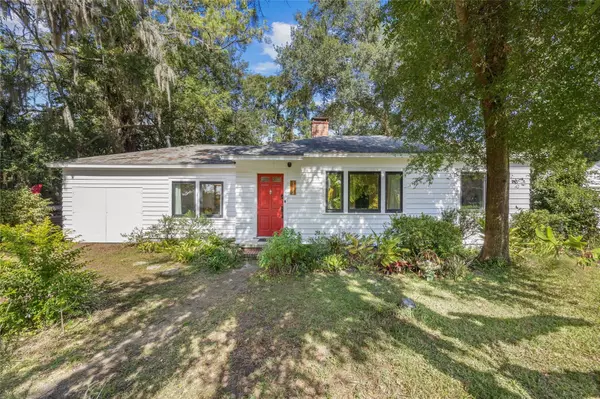 1112 NW 10TH AVE, Gainesville, FL 32601