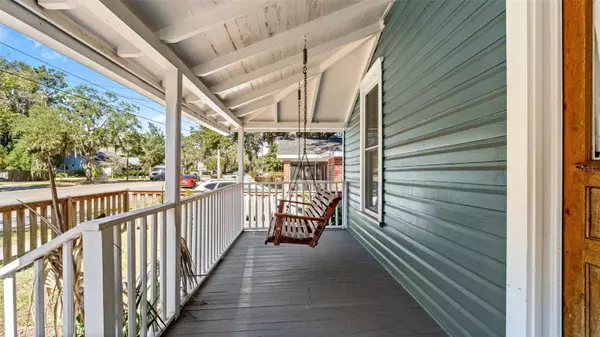 Gainesville, FL 32601,101 NE 9TH ST