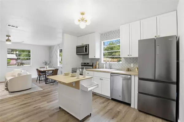 Newberry, FL 32669,25135 NW 7TH AVE