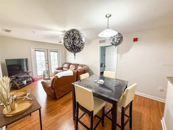 Gainesville, FL 32601,835 SW 9TH ST #108