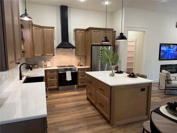 High Springs, FL 32643,19125 HIGH SPRINGS MAIN STREET