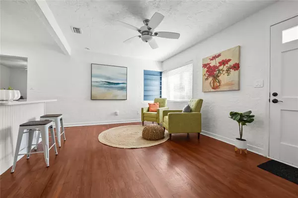 Gainesville, FL 32601,1316 NE 9TH ST