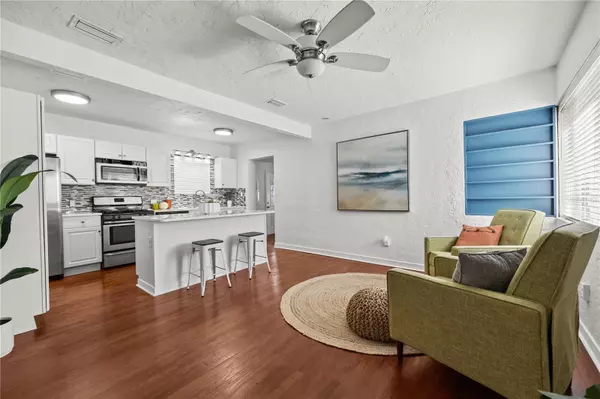 Gainesville, FL 32601,1316 NE 9TH ST