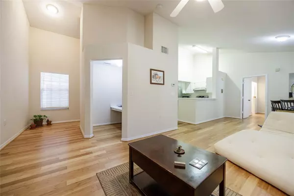 Gainesville, FL 32608,10000 SW 52ND AVE #77