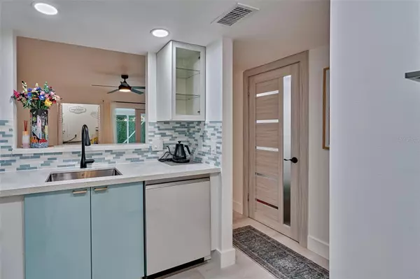 Gainesville, FL 32608,4622 SW 45TH LN