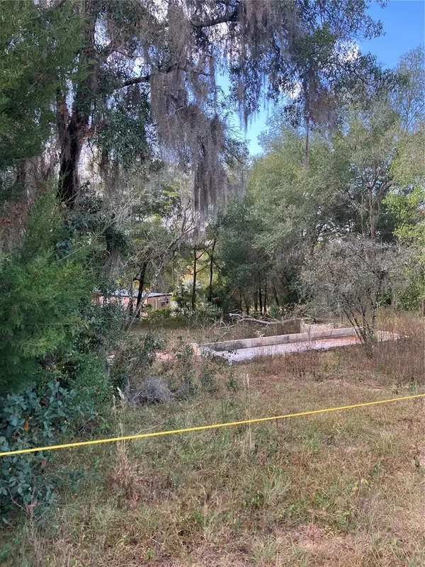 Interlachen, FL 32148,151 DUNCAN AVE