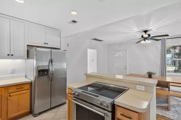 Gainesville, FL 32601,1105 NE 9TH ST