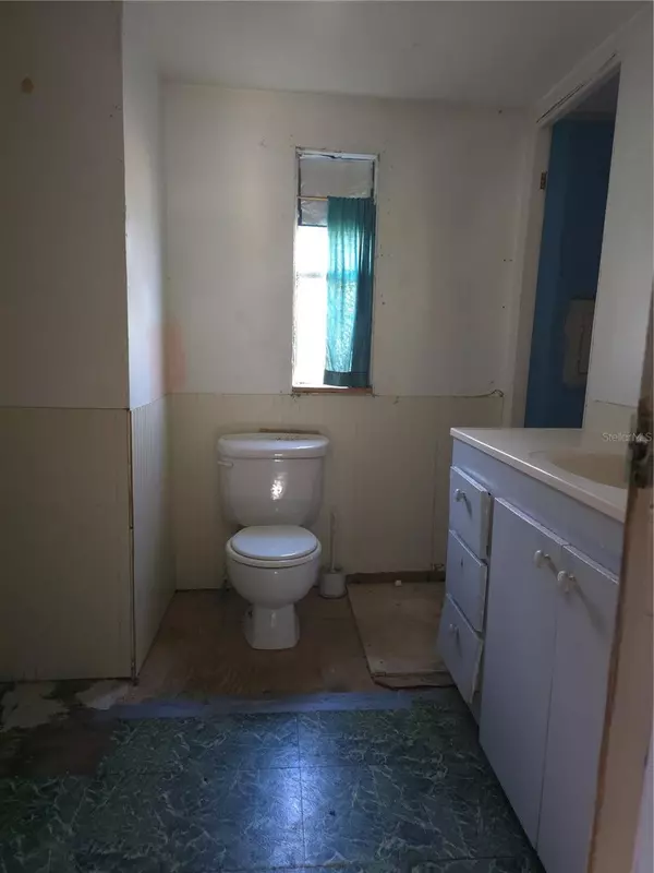 Bronson, FL 32621,6994 NE 106TH TER