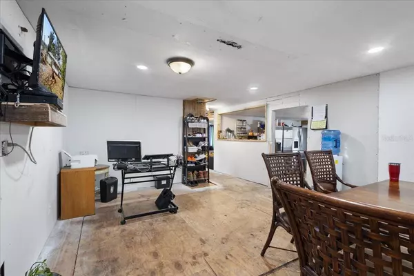 Chiefland, FL 32626,2690 NW 72ND TER