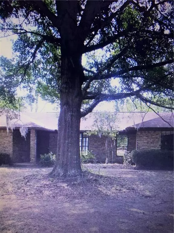 939 HARRISON AVE, Orange Park, FL 32065