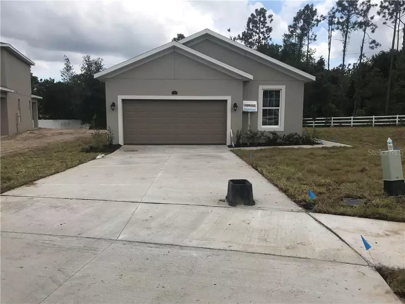 1124 ATLANTIC AVE, Fruitland Park, FL 34731