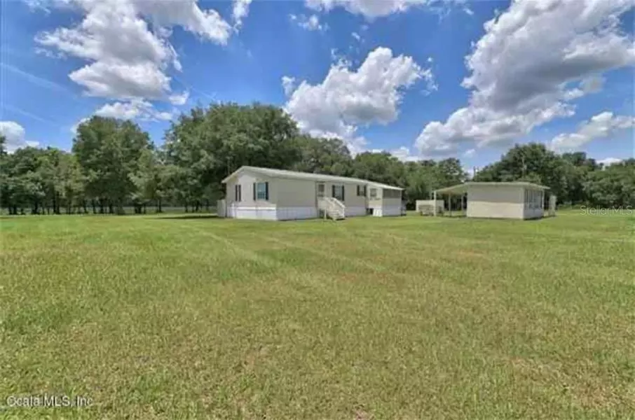 5592 CR 577, Center Hill, FL 33514