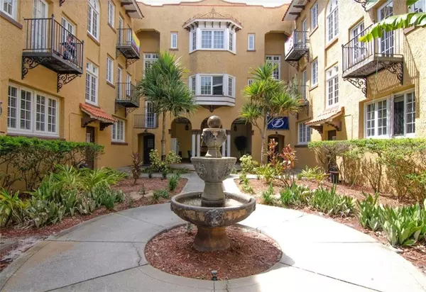 2117 W DEKLE AVE #I1, Tampa, FL 33606