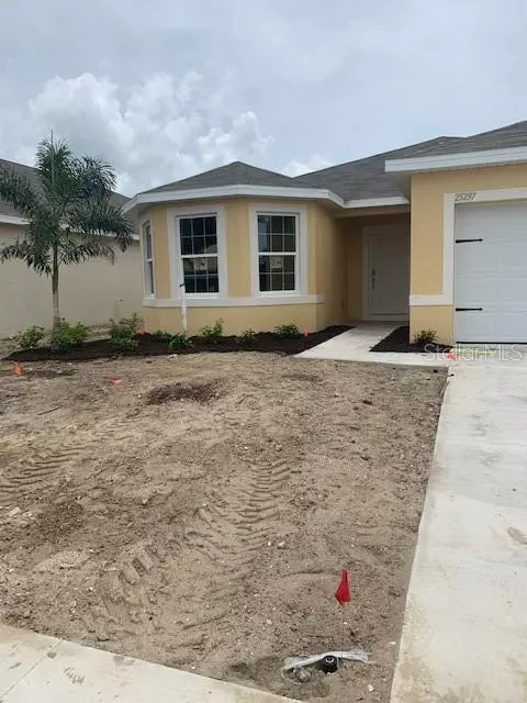 25297 E LENOX CIR, Punta Gorda, FL 33950