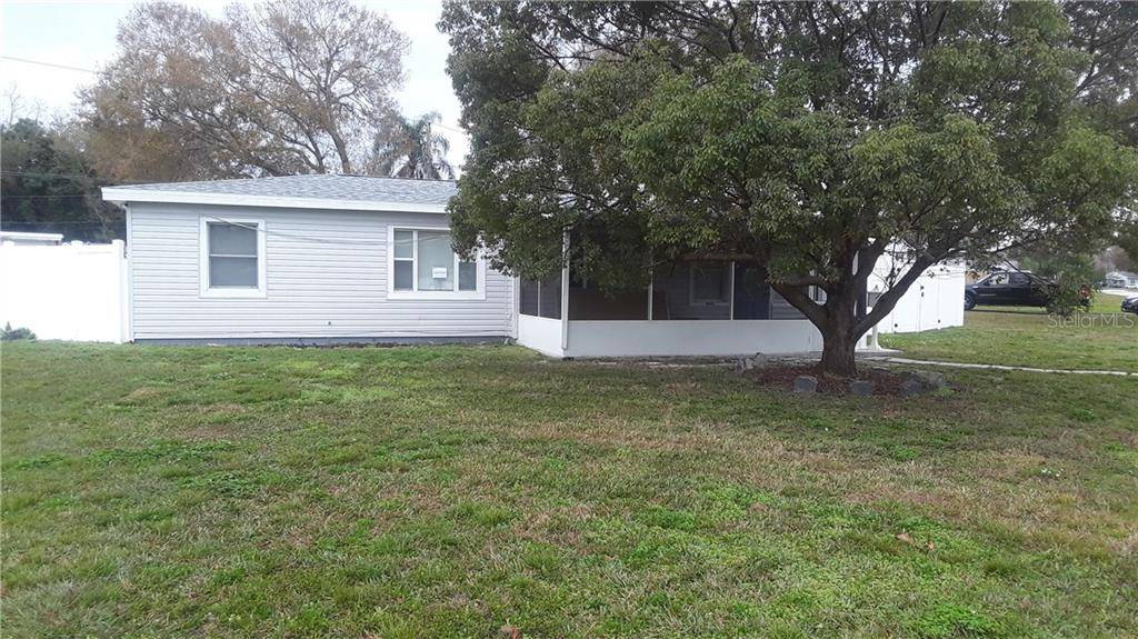 1617 WINCHESTER RD N, St Petersburg, FL 33710