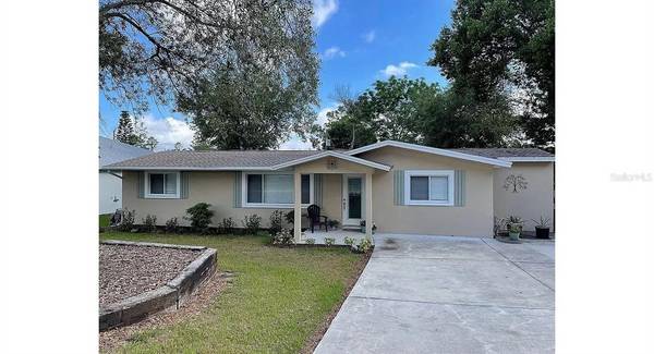 1315 E COURT ST, Tarpon Springs, FL 34689