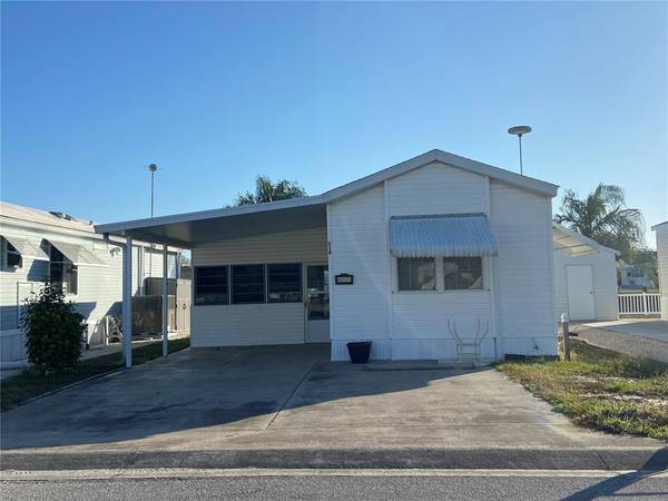 814 CENTER CREST BLVD, Davenport, FL 33837