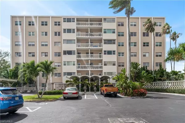 1900 CLIFFORD ST #103,  Fort Myers,  FL 33901