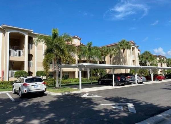 2710 CYPRESS TRACE CIR #3020, Naples, FL 34119