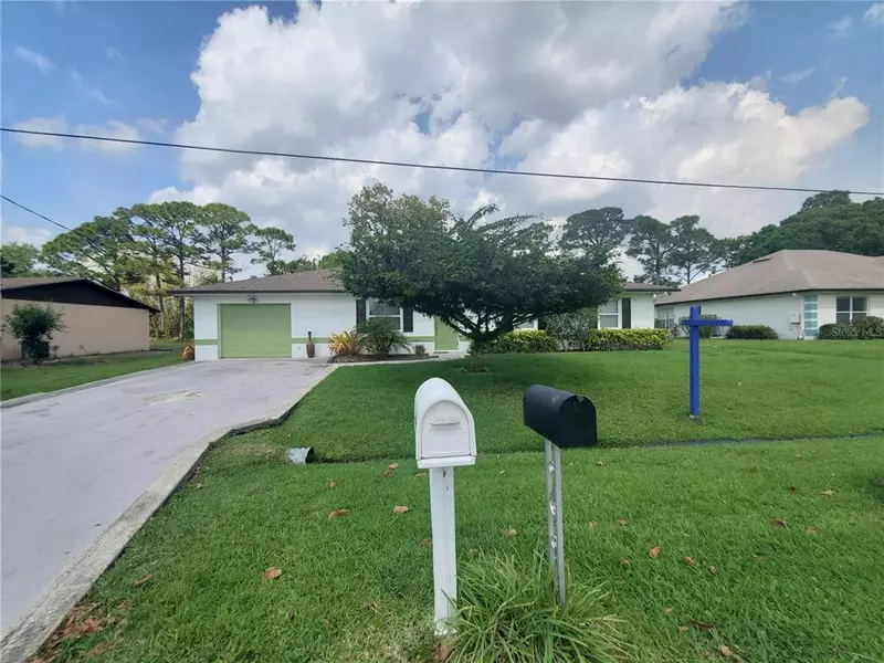 525 SE FAITH TER, Port Saint Lucie, FL 34983