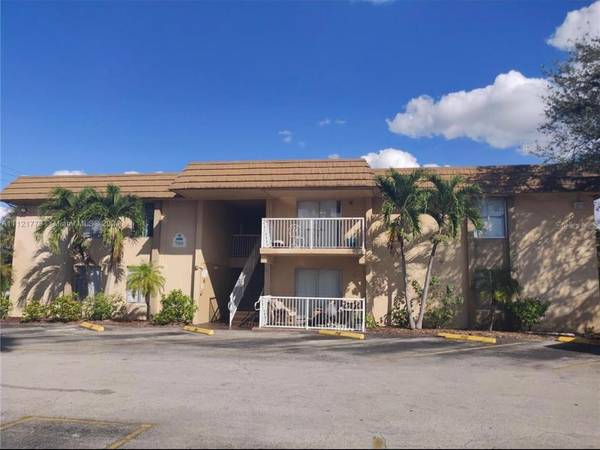 1830 MARAVILLA AVE #805,  Fort Myers,  FL 33901