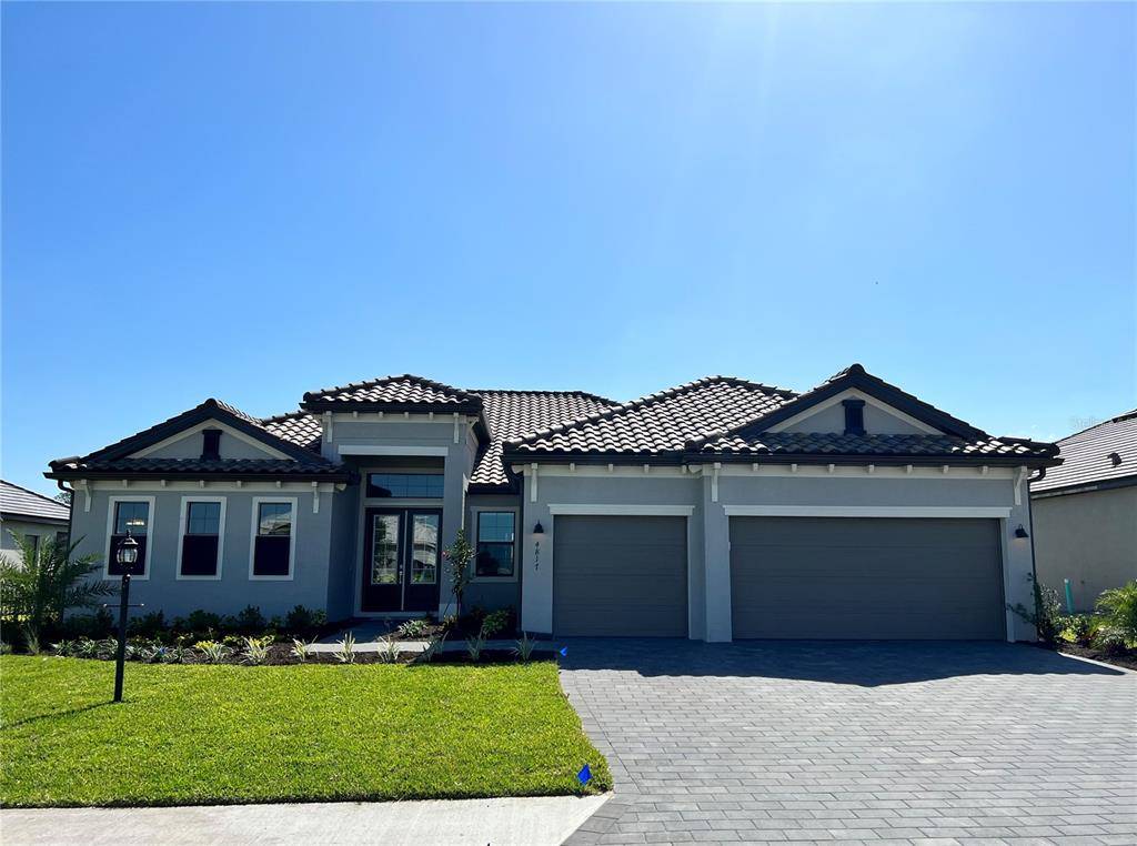 4817 SPARKLING SEA LN, Lakewood Ranch, FL 34211