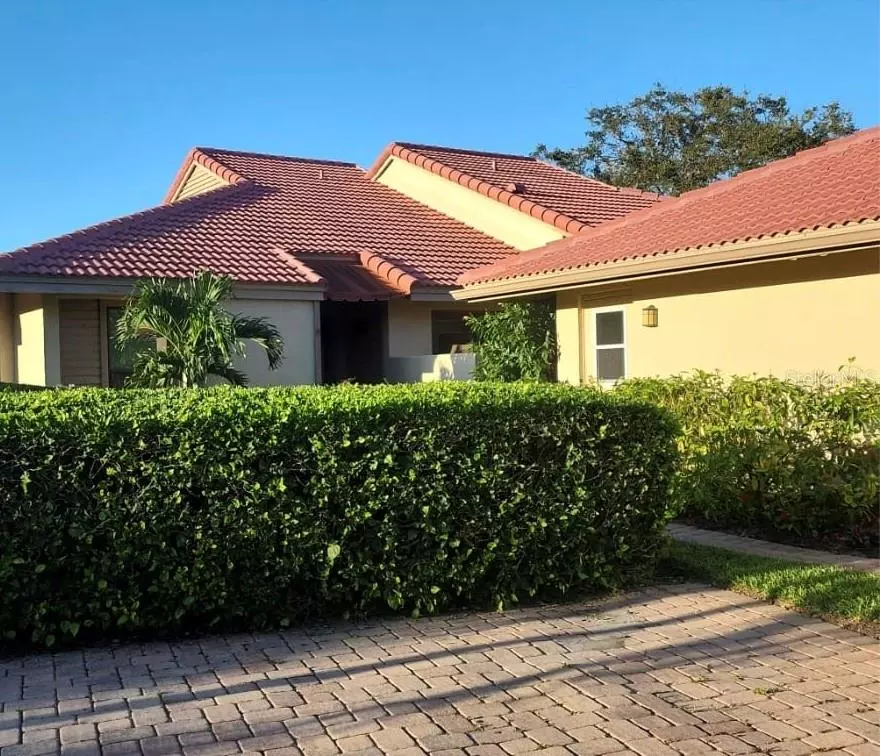 Sarasota, FL 34231,5007 KESTRAL PARK DR #59