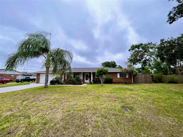 Lakeland, FL 33813,6228 SOMERSET E