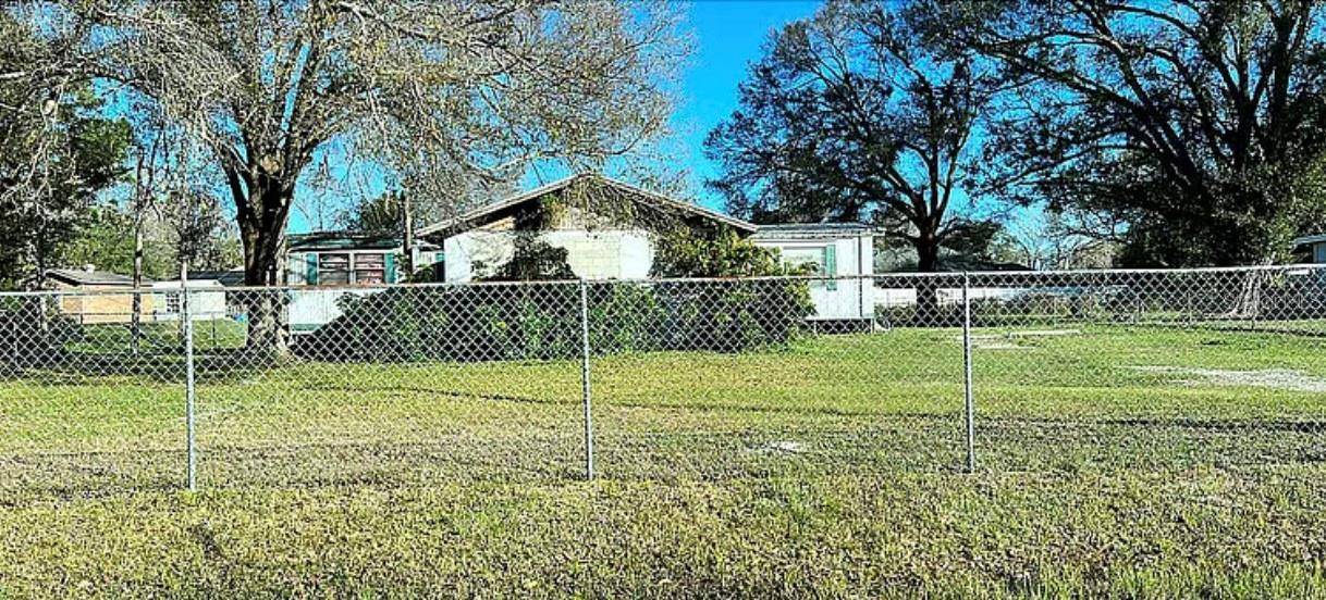 8033 S MEADOWVIEW CIR, Tampa, FL 33625