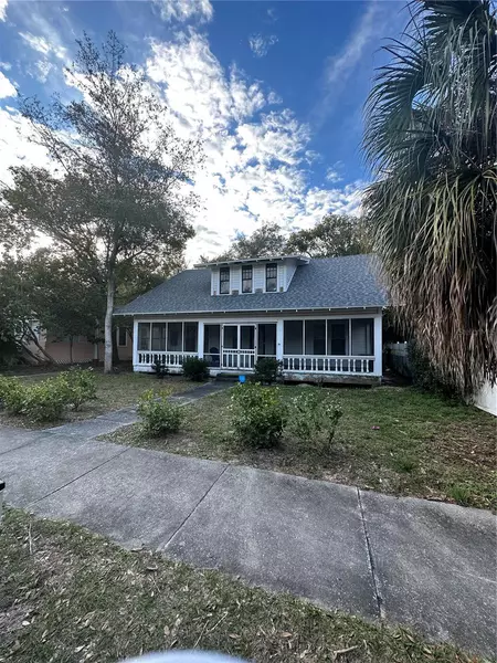 418 E ORANGE ST, Tarpon Springs, FL 34689