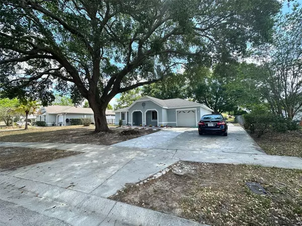 993 KENTUCKY WOODS LN E, Orlando, FL 32824