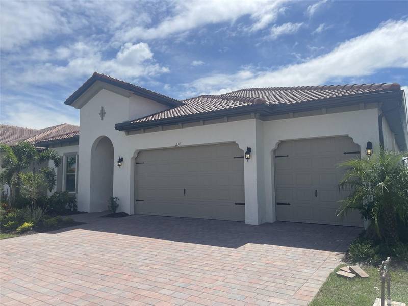 237 VILLORESI BLVD, Nokomis, FL 34275