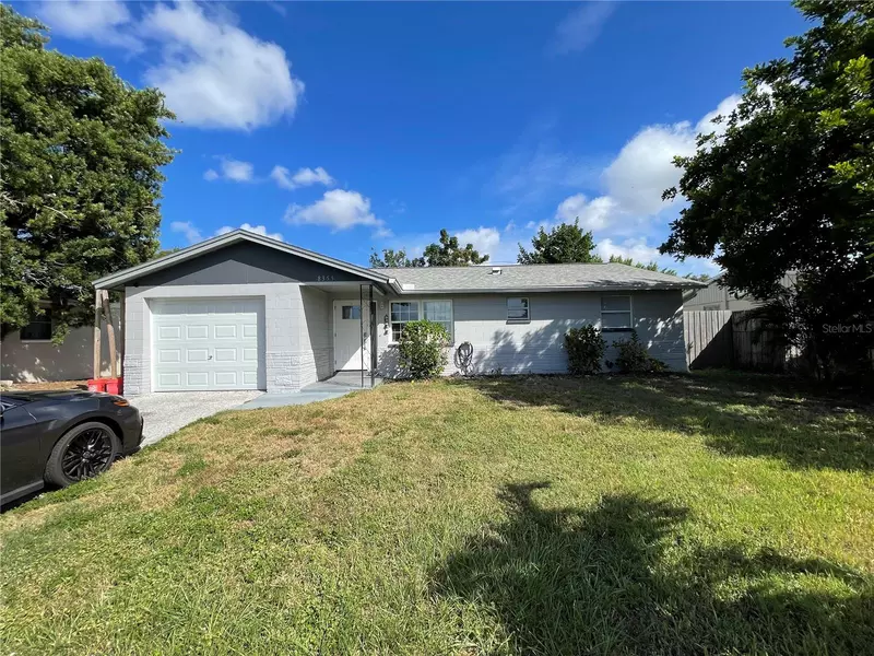 8355 76TH AVE, Seminole, FL 33777