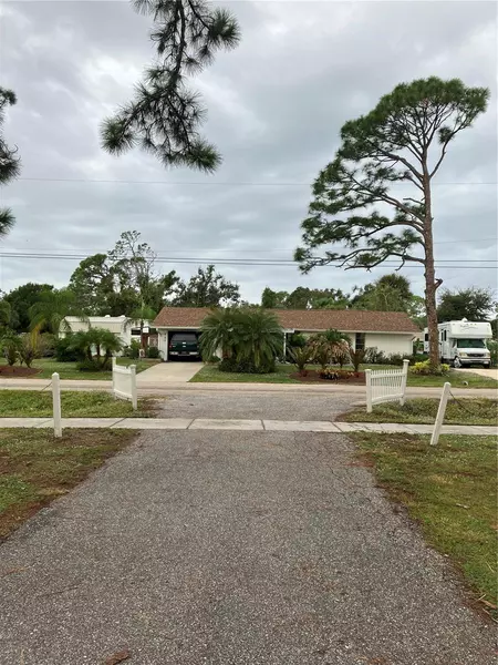 700 CURTIS BLVD, Englewood, FL 34223