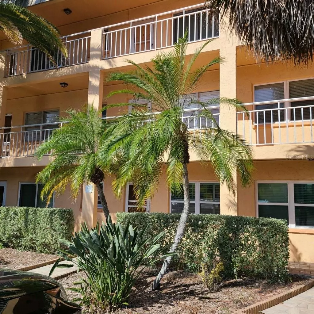St Pete Beach, FL 33706,505 66TH AVE #6