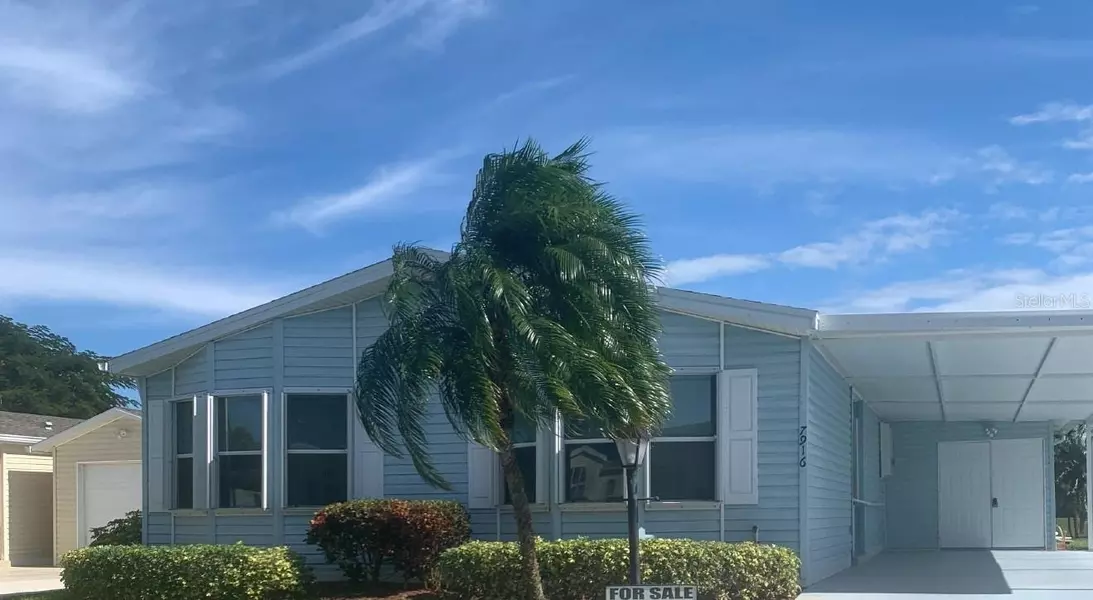 7916 MEADOWLARK LN, Port Saint Lucie, FL 34952