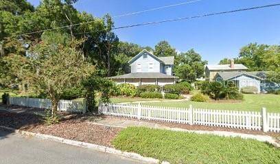 933 N ALEXANDER ST, Mount Dora, FL 32757