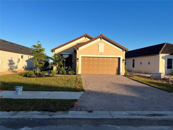 16205 FORTEZZA DR, Lakewood Ranch, FL 34211