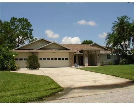 5735 MARIE DR, Zephyrhills, FL 33541