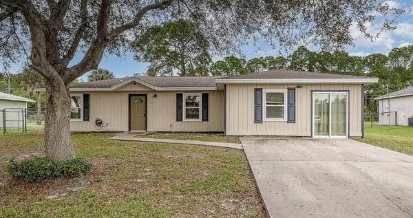 1301 1301 PAKENHAM ST NW, Palm Bay, FL 32907