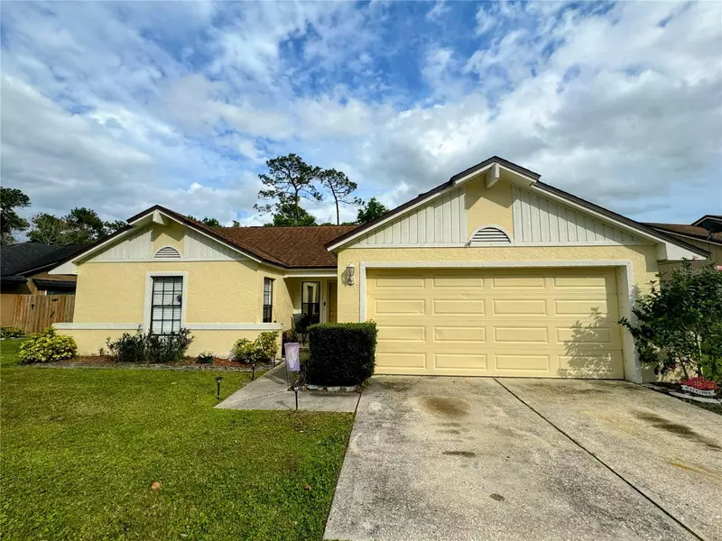 1000 MCKINNON AVE, Oviedo, FL 32765