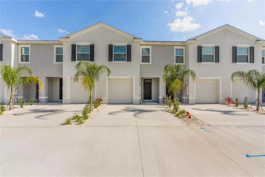 32948 PEZ LANDING LN, Wesley Chapel, FL 33543