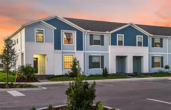 1304 BLUE ISLAND DR, Clermont, FL 34714