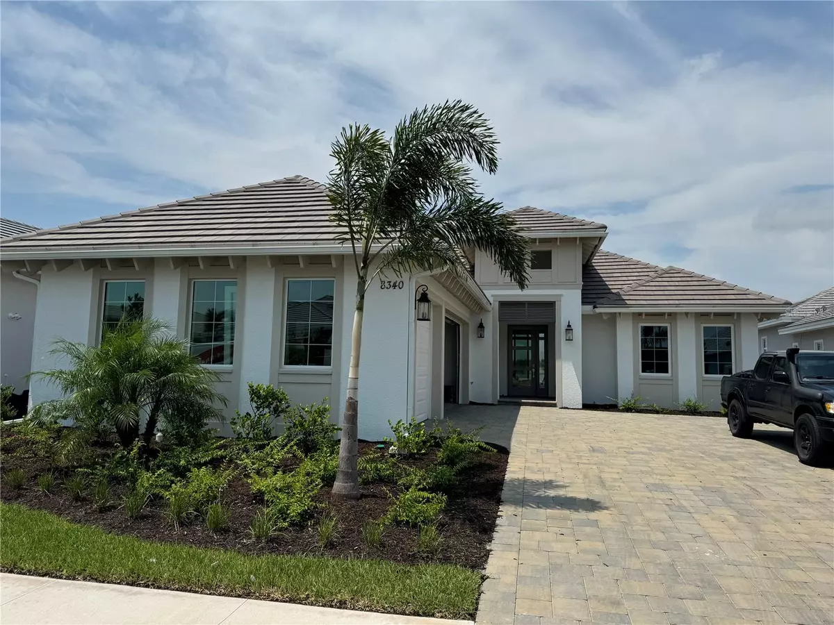 Sarasota, FL 34240,8340 SEA GLASS CT