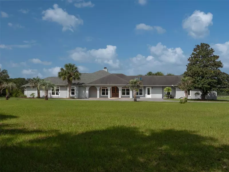 14281 N US HIGHWAY 441, Citra, FL 32113