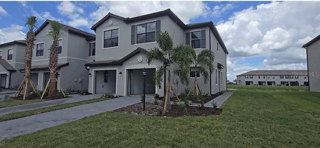 15043 SUNNY DAY DR, Bradenton, FL 34211